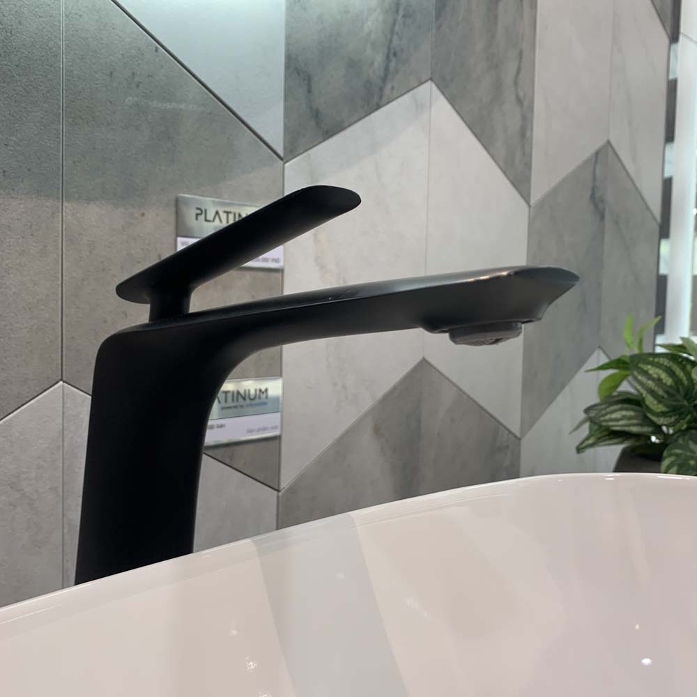 Vòi chậu lavabo nóng lạnh Viglacera Platinum P.52.326