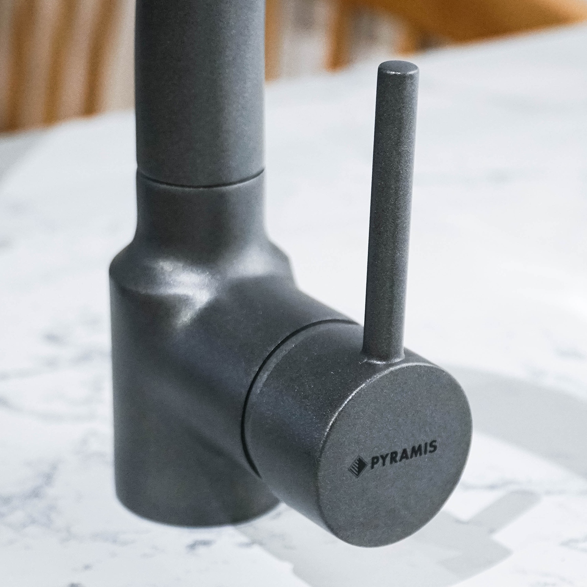 Vòi rửa chén bát PYRAMIS Armonica Classic Iron Grey