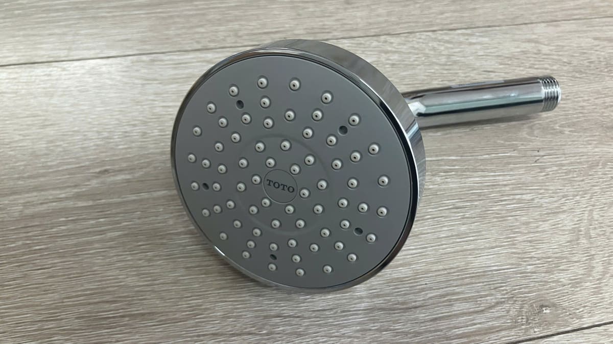 Bát sen tắm gắn tường TOTO TBW01012B (tròn, 102mm)