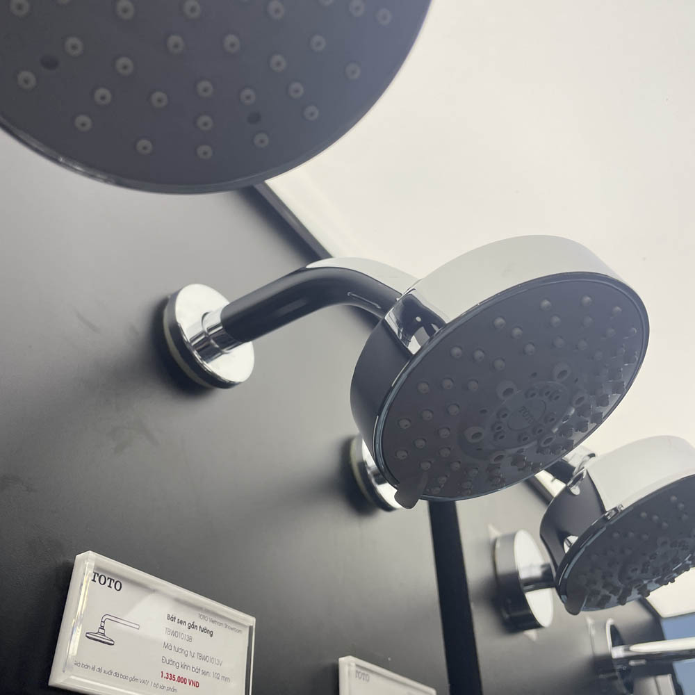 Bát sen tắm gắn tường TOTO TBW01013B (5 chế độ, tròn, 102mm)