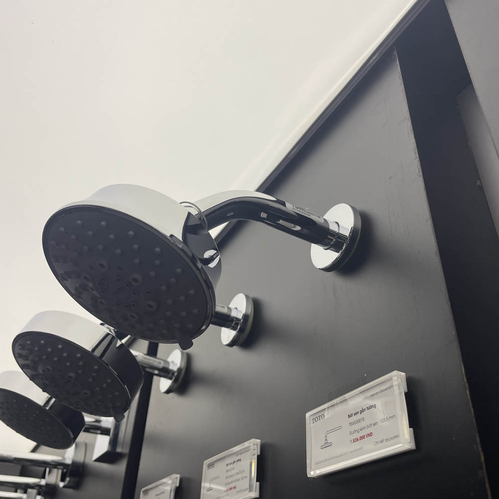 Bát sen tắm gắn tường TOTO TBW03001B (5 chế độ, tròn, 102mm, cổ điển)