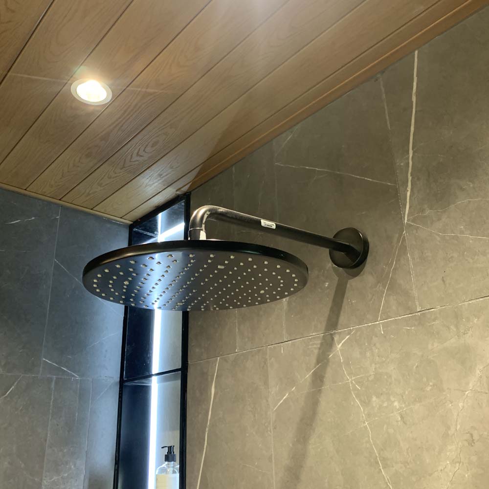 Bát sen tắm gắn tường TOTO TBW07003A (tròn, 300 mm)