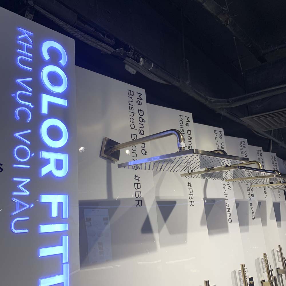 Bát sen tắm gắn tường TOTO TBW08003A (vuông, 300 mm)