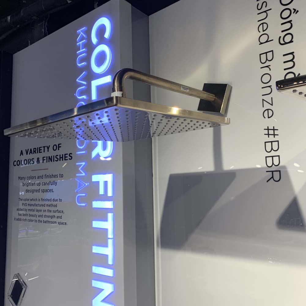 Bát sen tắm gắn tường TOTO TBW08003A (vuông, 300 mm)