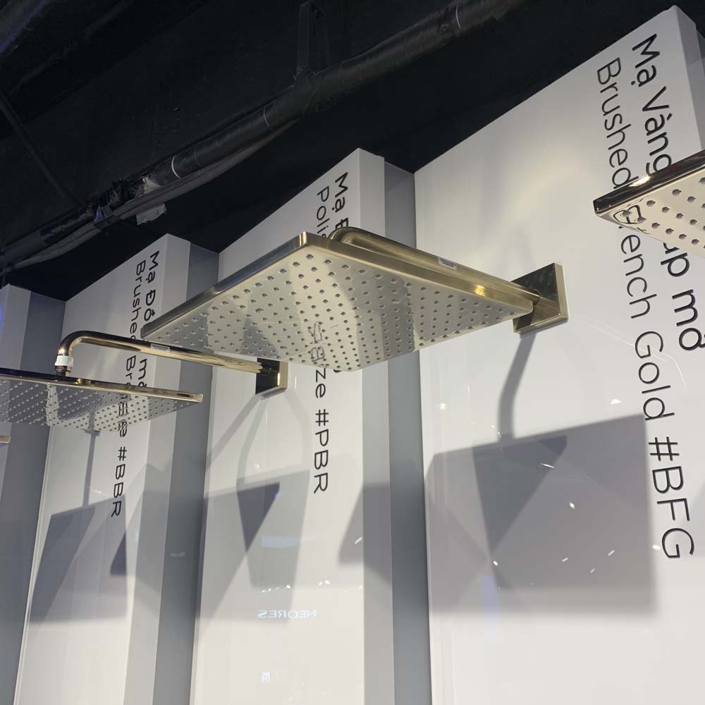 Bát sen tắm gắn tường TOTO TBW08003A (vuông, 300 mm)