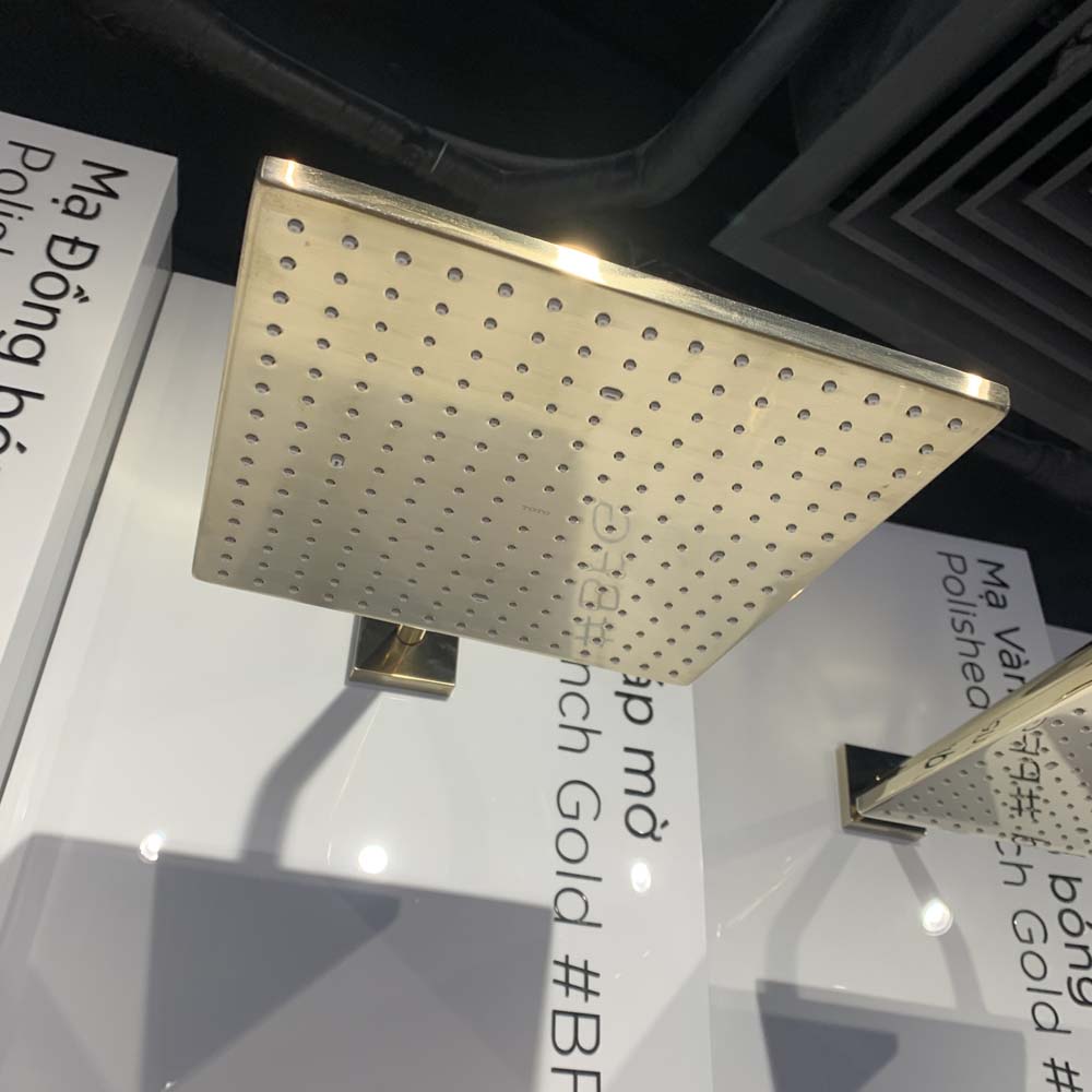 Bát sen tắm gắn tường TOTO TBW08003A (vuông, 300 mm)