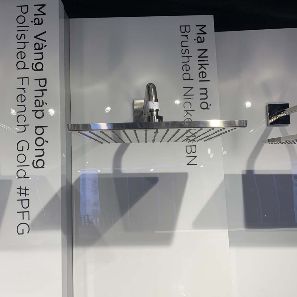 Bát sen tắm gắn tường TOTO TBW08003A (vuông, 300 mm)