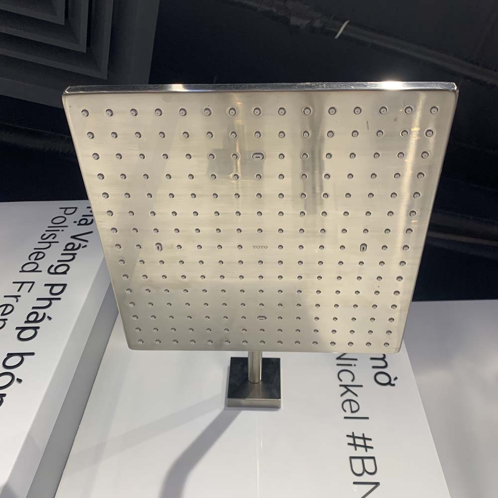 Bát sen tắm gắn tường TOTO TBW08003A (vuông, 300 mm)