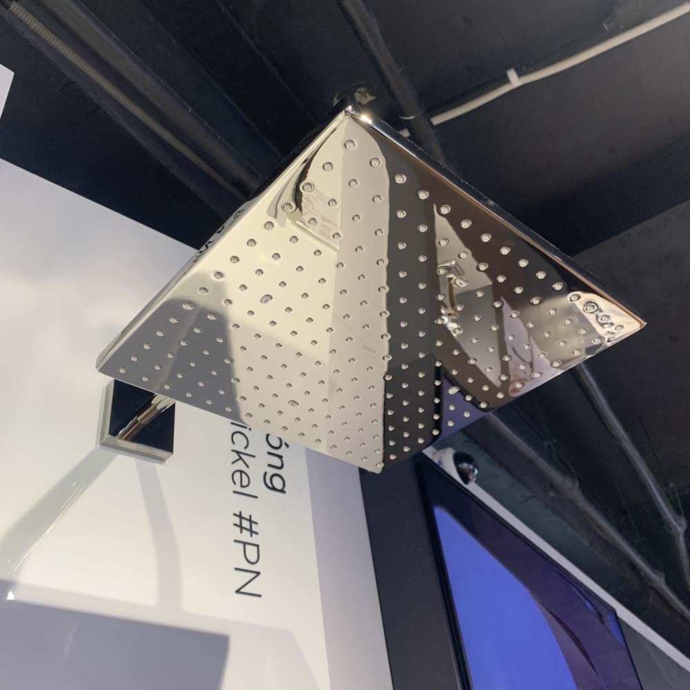 Bát sen tắm gắn tường TOTO TBW08003A (vuông, 300 mm)