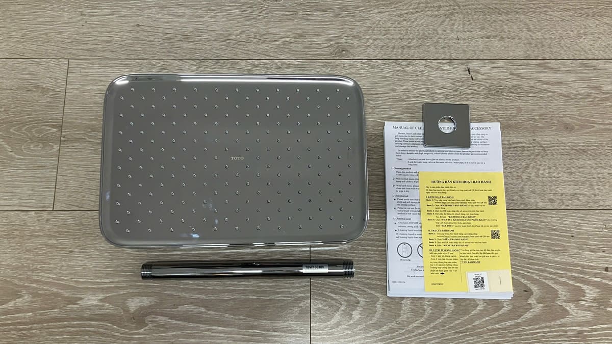 Bát sen gắn trần TOTO TBW10030V