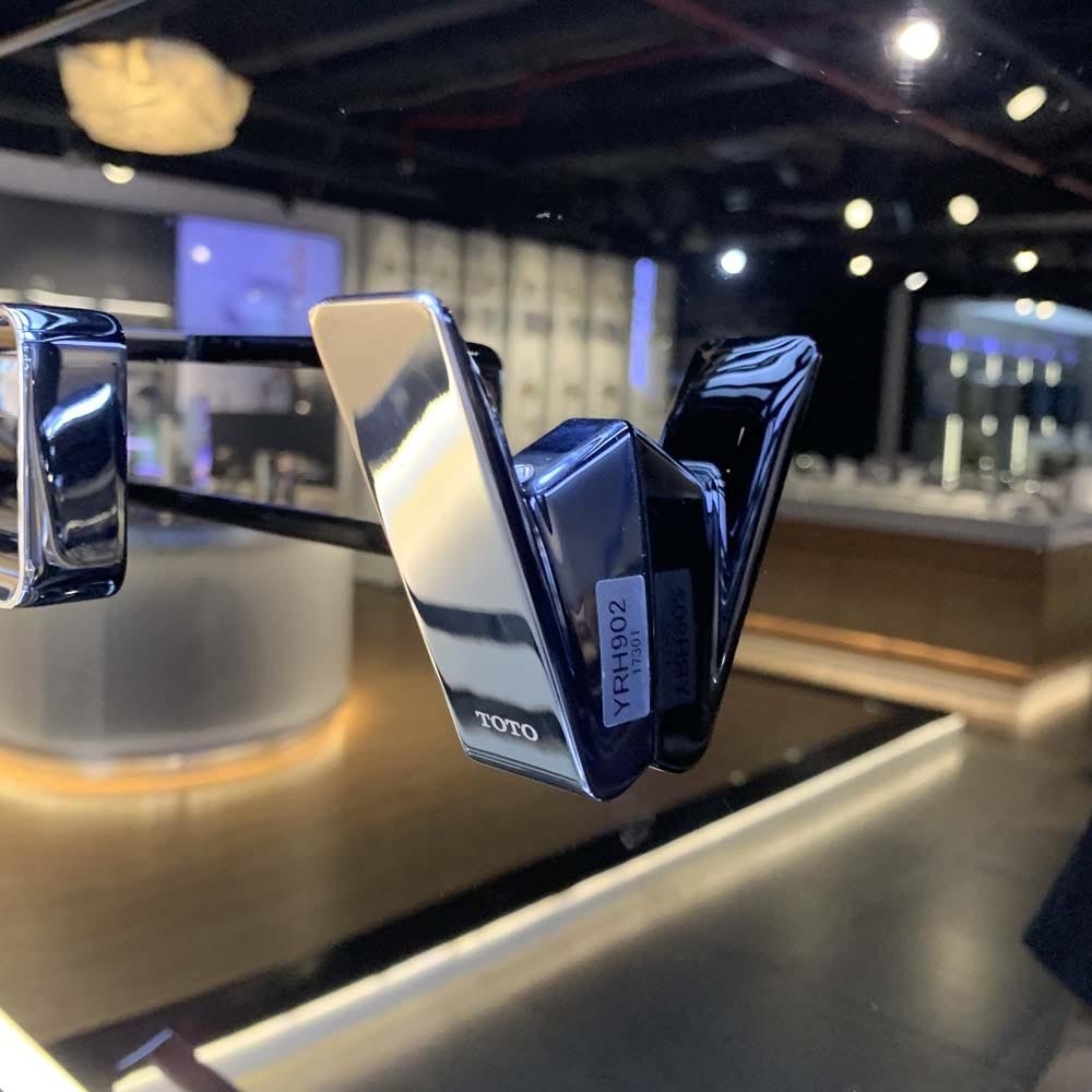 Bộ phụ kiện nhà tắm TOTO YS902N5V (5 món, tròn, G Series)