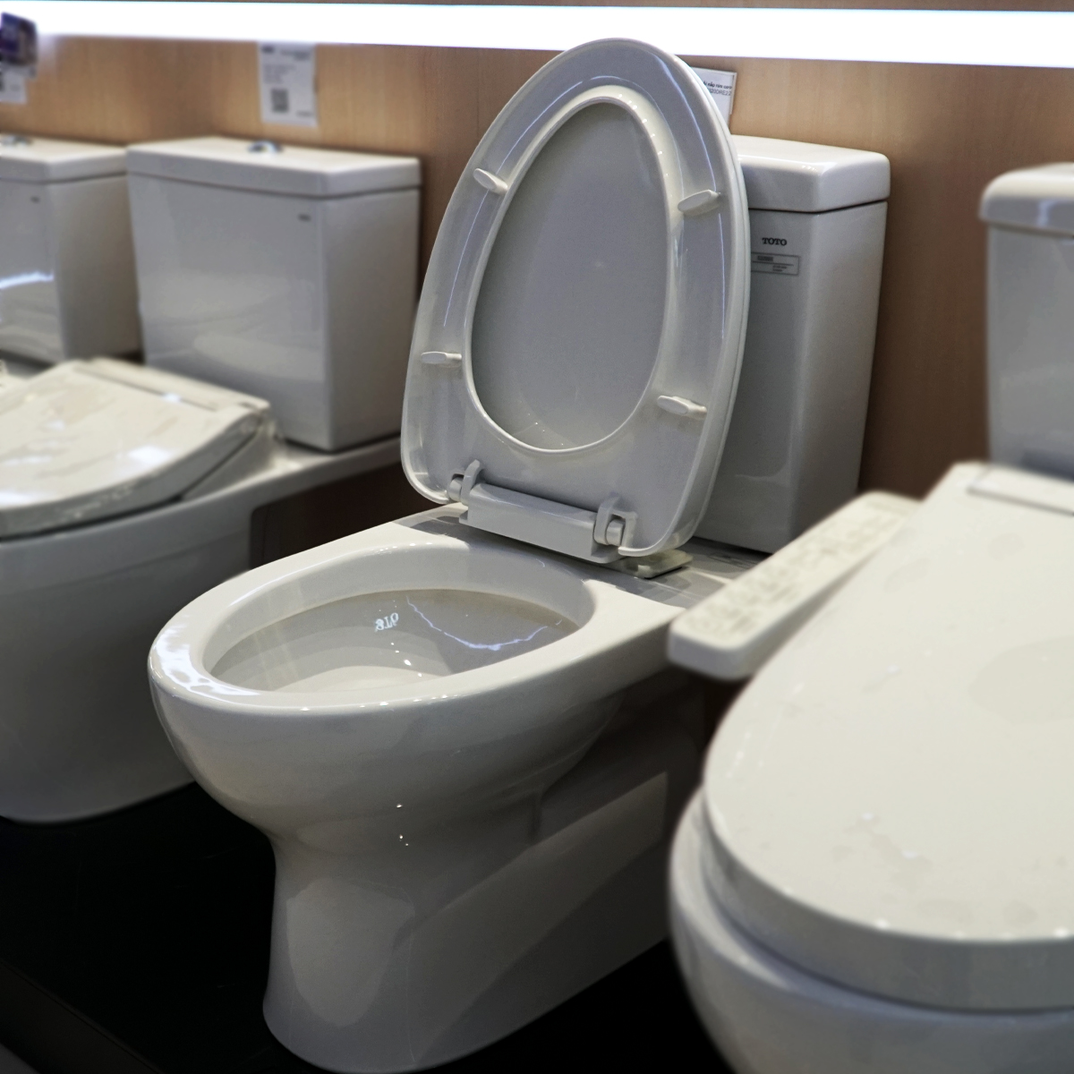 Bồn cầu 2 khối TOTO CS320DRT10 nắp đóng êm TC395VS