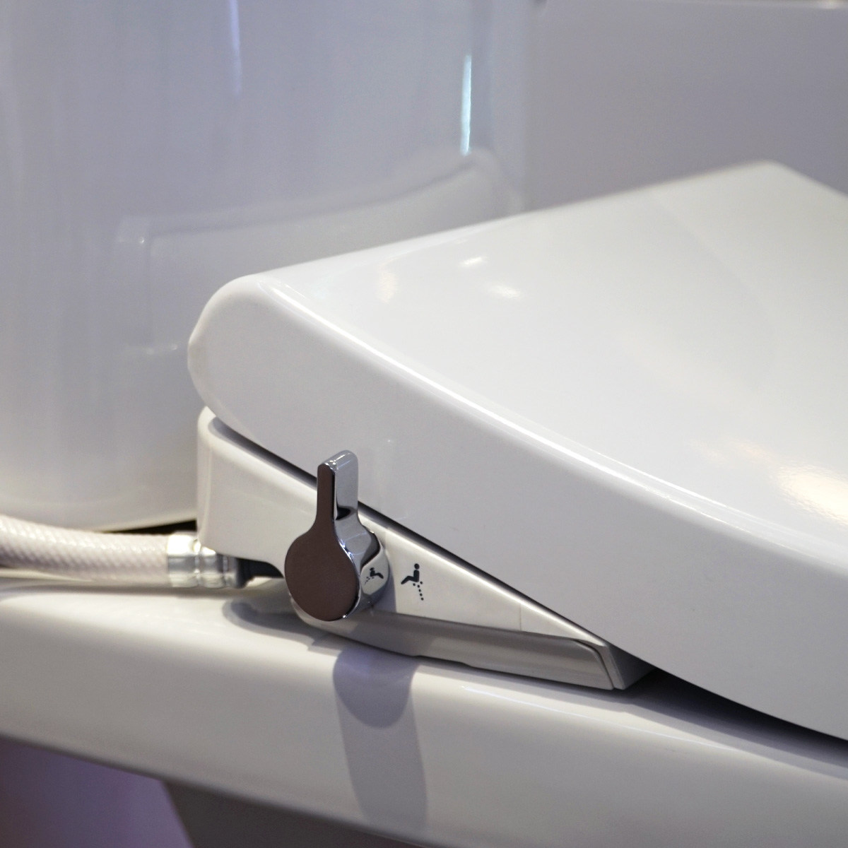 Bồn cầu TOTO CS325DRE4 2 khối nắp rửa cơ TCW1211A