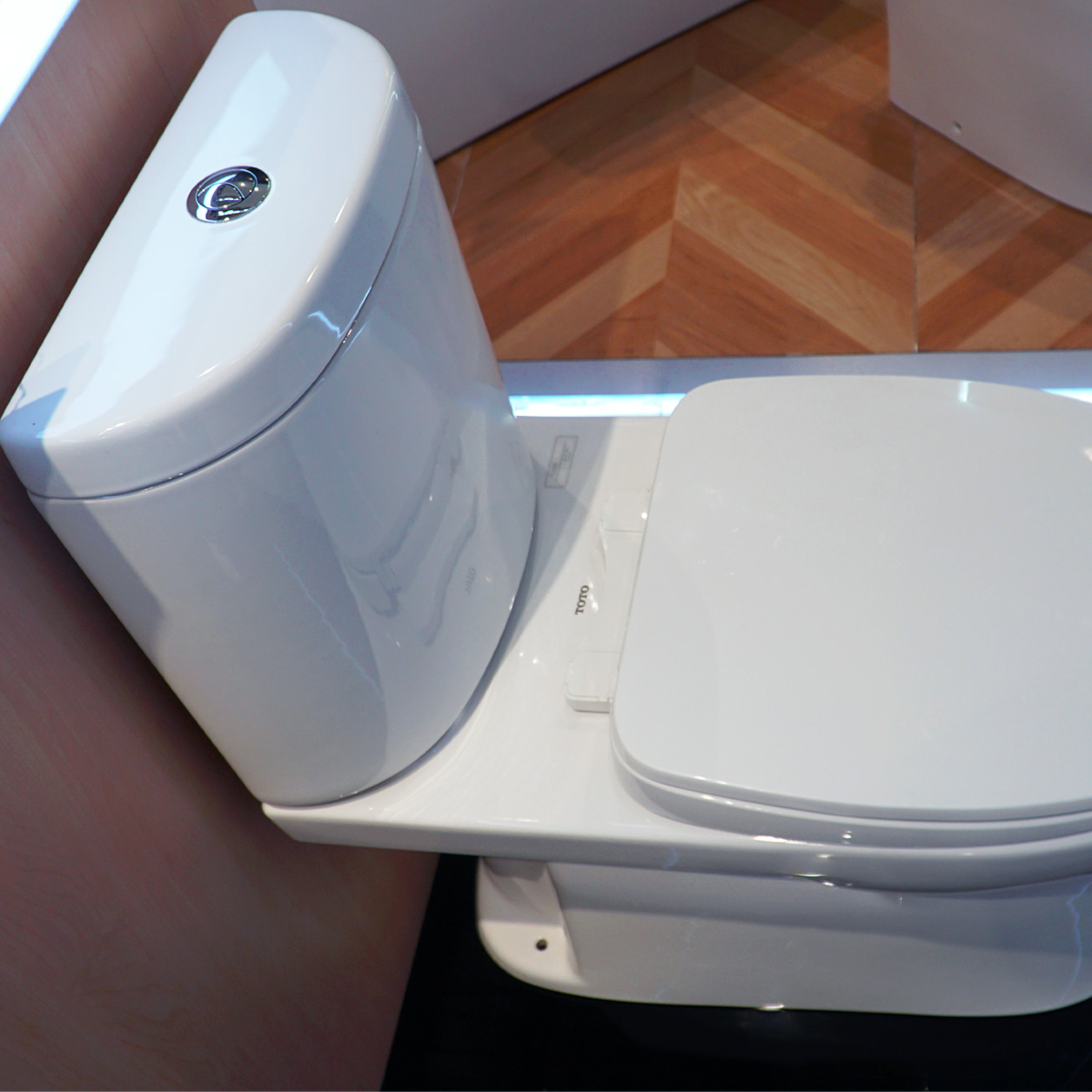 Bồn cầu 2 khối TOTO CS325DRT10 nắp đóng êm TC395VS