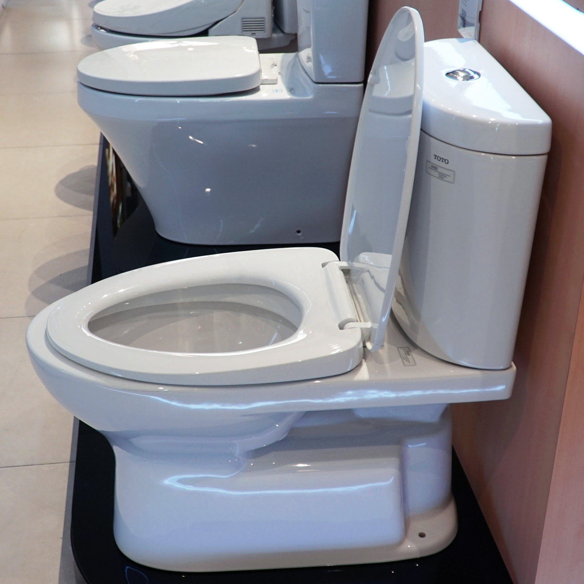 Bồn cầu 2 khối TOTO CS325DRT10 nắp đóng êm TC395VS