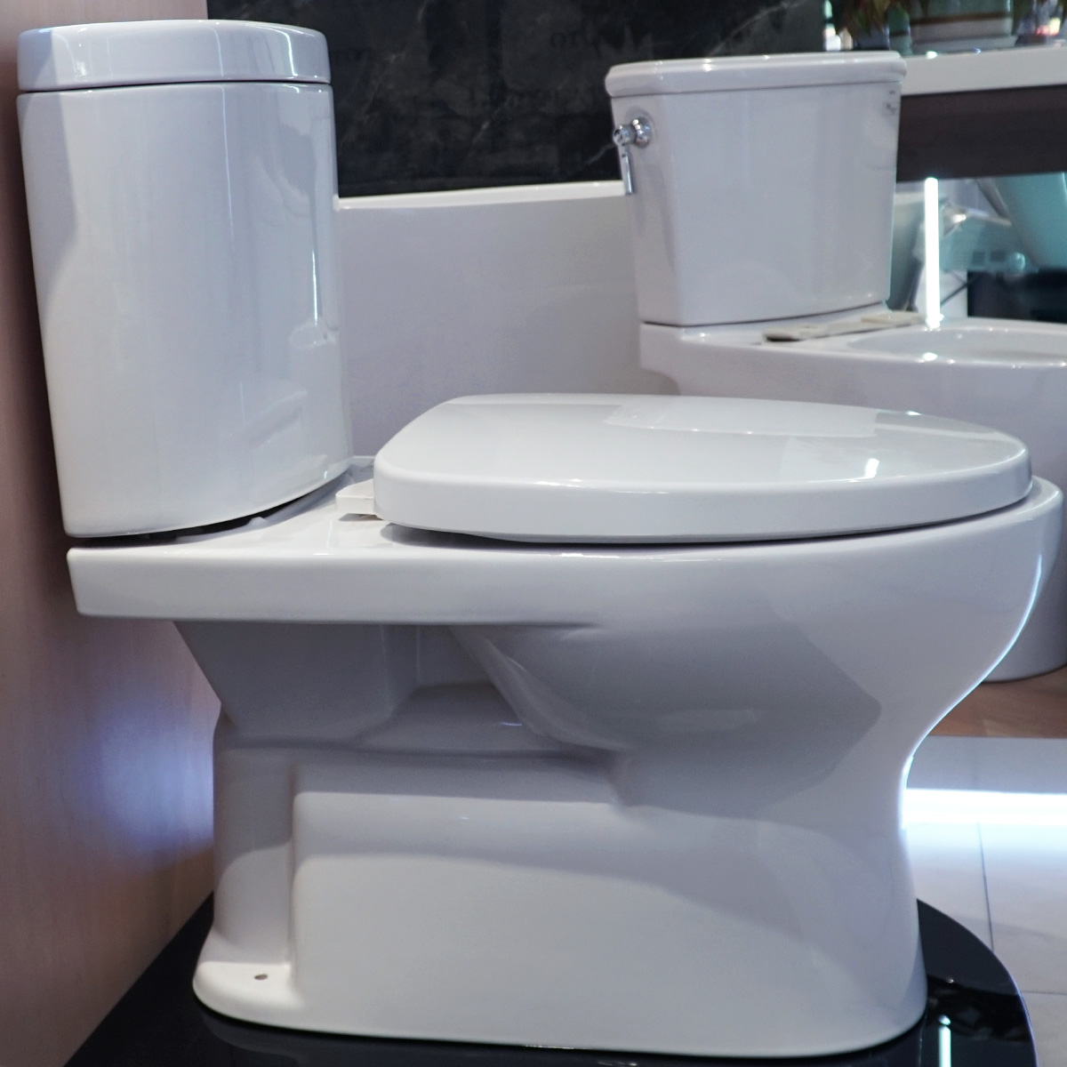 Bồn cầu 2 khối TOTO CS325DRT3 nắp đóng êm TC385VS