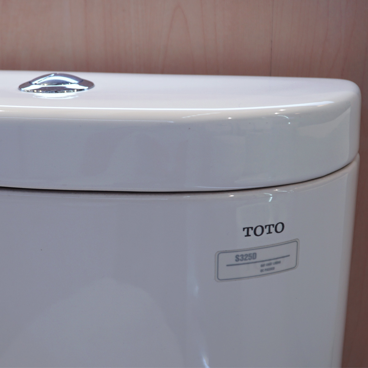 Bồn cầu 2 khối TOTO CS325DRT3 nắp đóng êm TC385VS