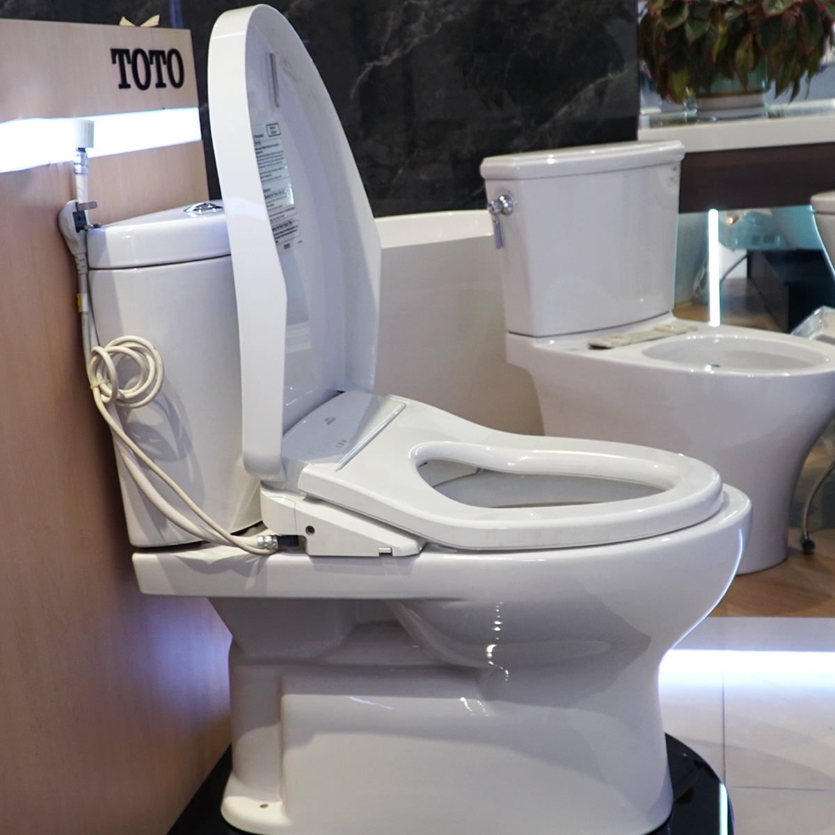 Bồn cầu TOTO CS325DRW11 2 khối nắp điện tử Washlet S7 TCF4911Z