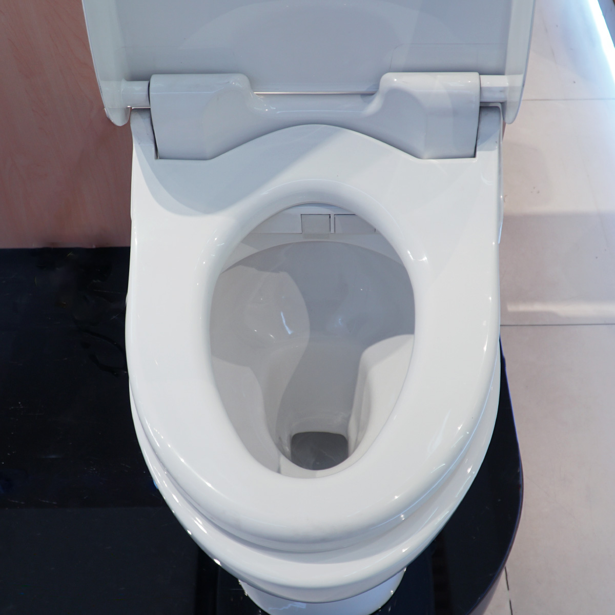 Bồn cầu nắp rửa điện tử TOTO CS325DRW6