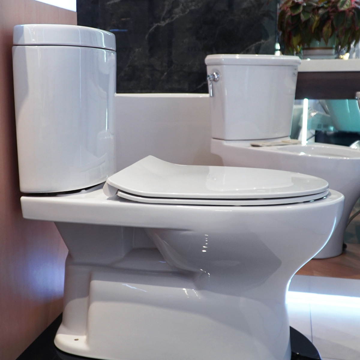 Bồn cầu 2 khối TOTO CS325DRT8 nắp đóng êm TC600VS