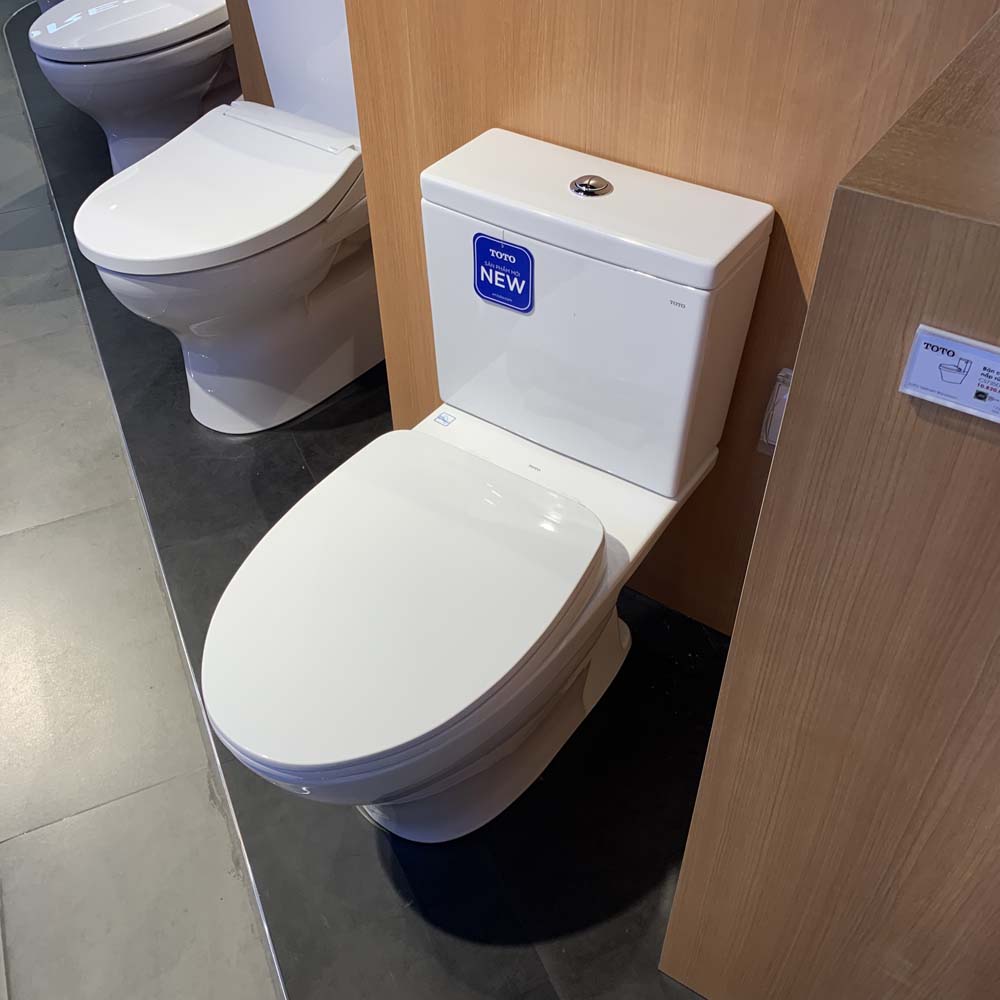 Bồn cầu 2 khối TOTO CS326DT10 nắp đóng êm TC395VS