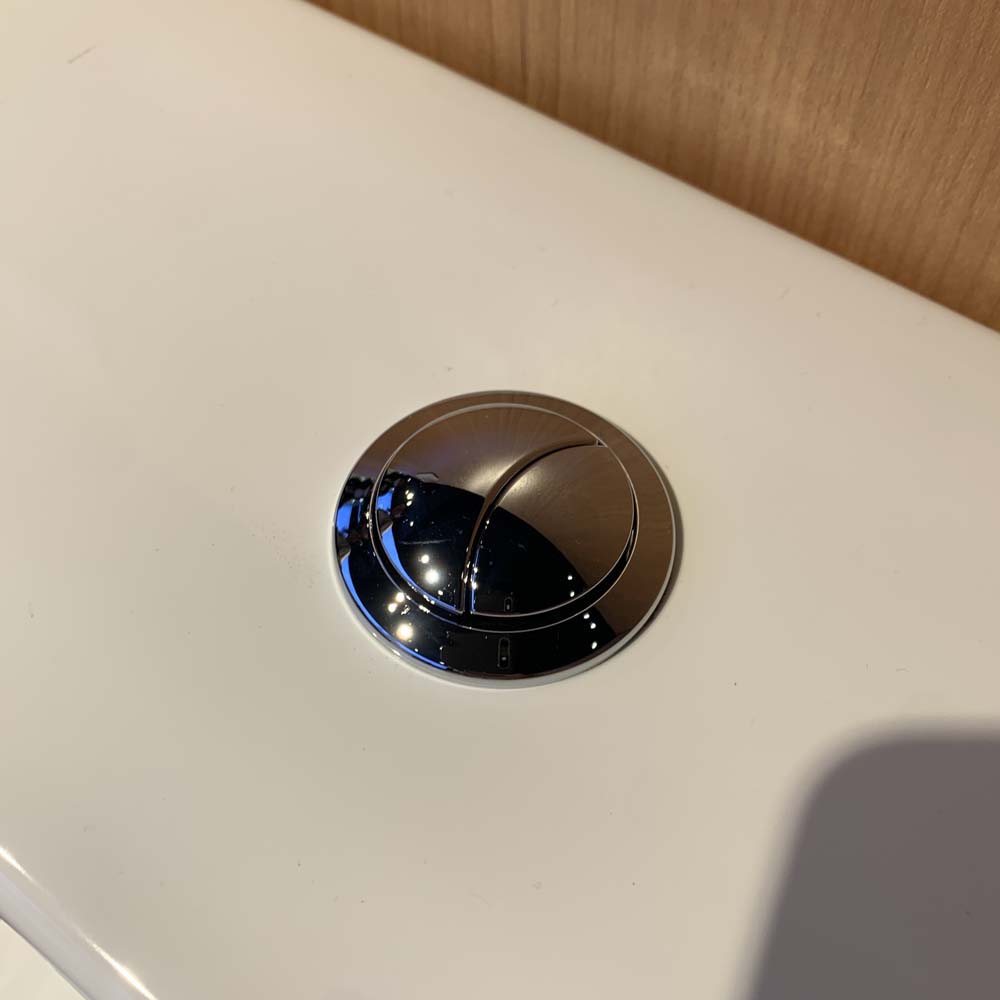 Bồn cầu 2 khối TOTO CS326DT10 nắp đóng êm TC395VS