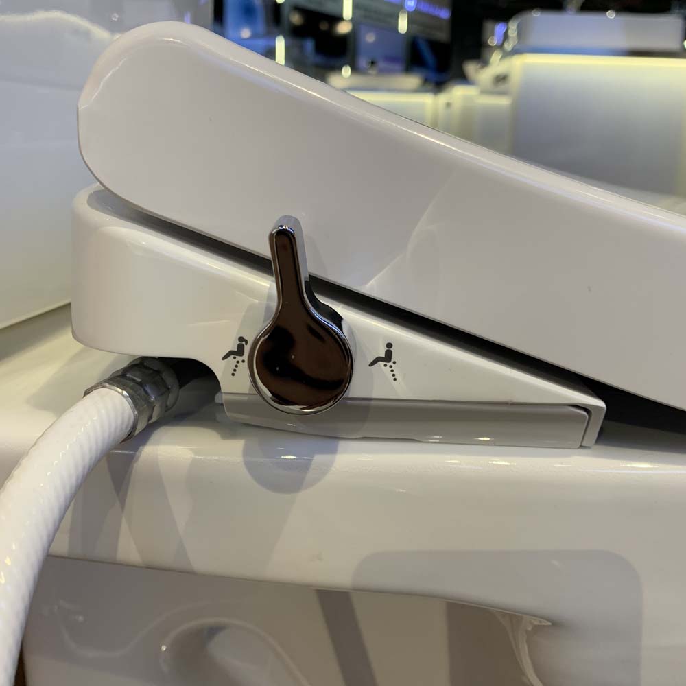 Bồn cầu TOTO CS735DE4 2 khối nắp rửa cơ TCW1211A