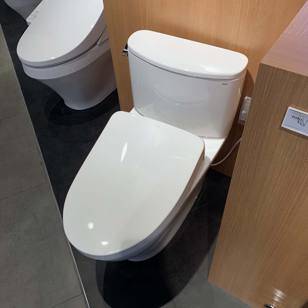 Bồn cầu TOTO CS767CRW12 2 khối nắp điện tử Washlet S7 TCF4911EZ giấu dây