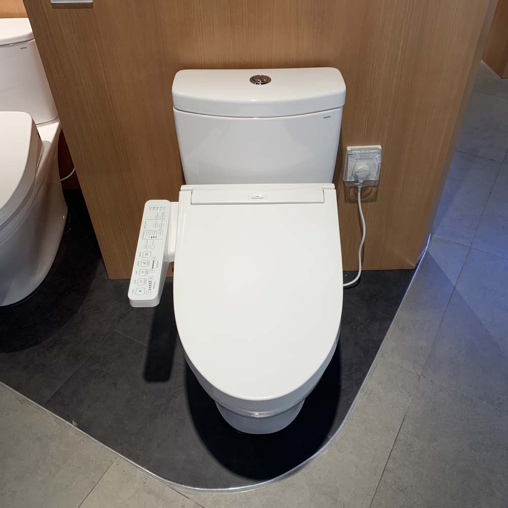 Bồn cầu TOTO CS769CDRW17 2 khối nắp điện tử Washlet C2 TCF23460AAA giấu dây