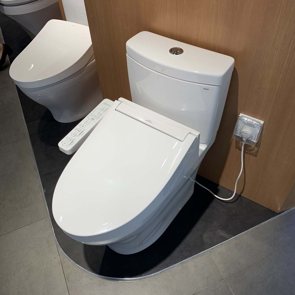 Bồn cầu TOTO CS769CDRW17 2 khối nắp điện tử Washlet C2 TCF23460AAA giấu dây