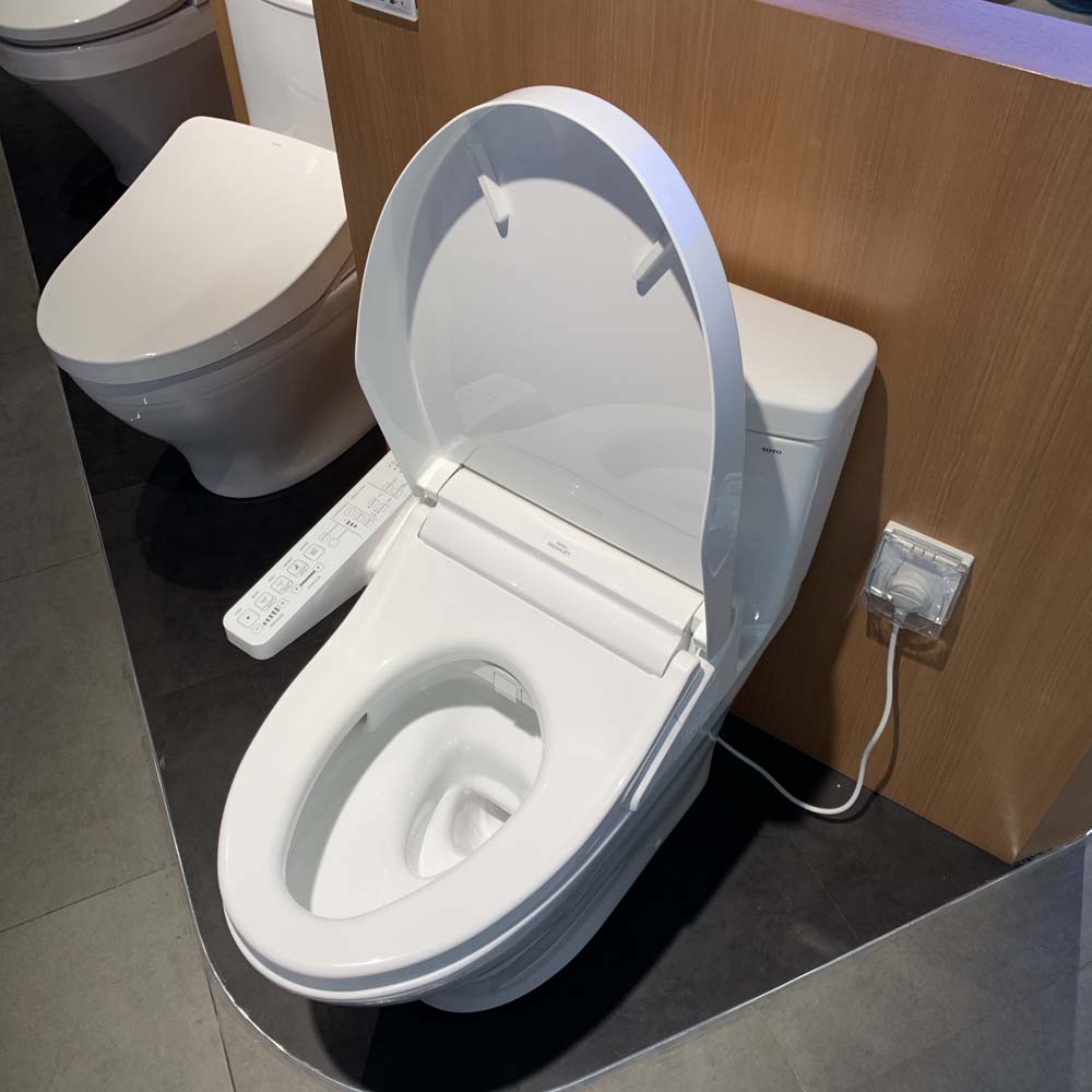 Bồn cầu TOTO CS769CDRW17 2 khối nắp điện tử Washlet C2 TCF23460AAA giấu dây