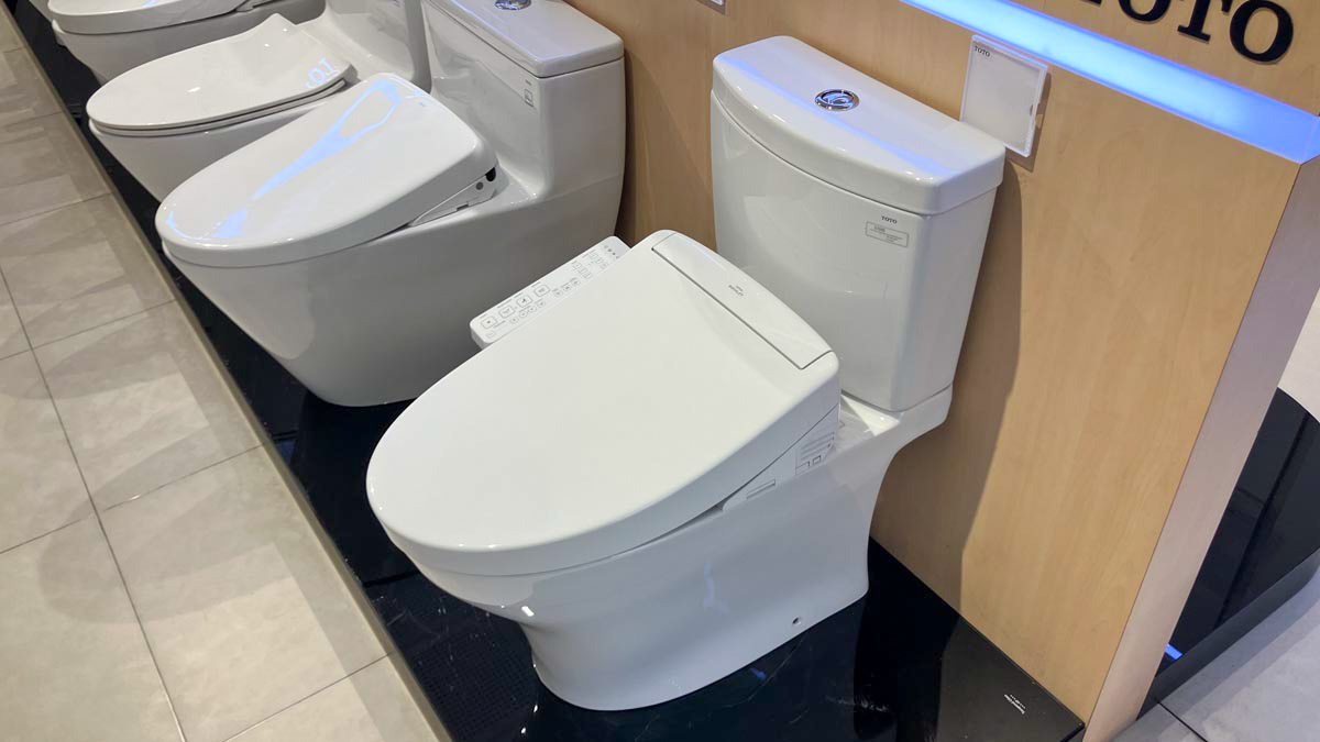 Bồn cầu TOTO CS769CDRW24 2 khối nắp điện tử Washlet S2 TCF33461GAA giấu dây