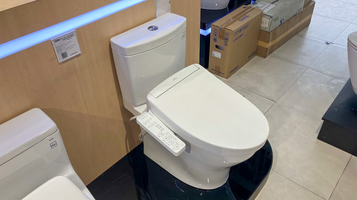 Bồn cầu TOTO CS769DRW24 2 khối nắp điện tử Washlet S2 TCF33461GAA