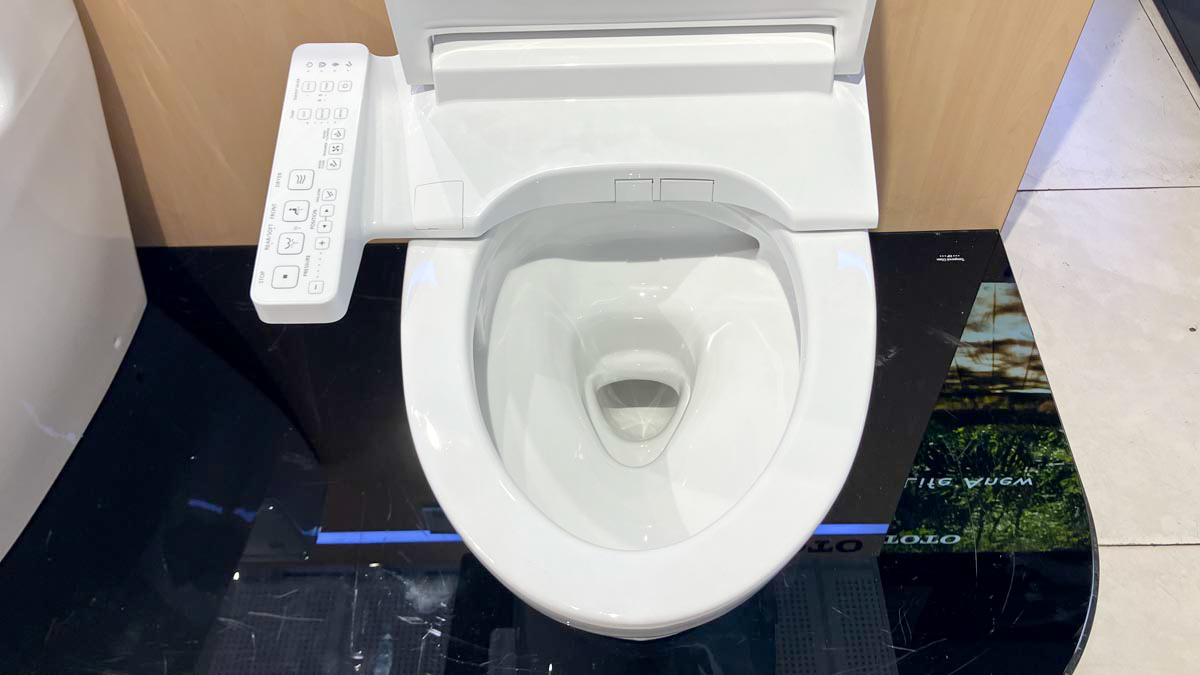 Bồn cầu TOTO CS769DRW24 2 khối nắp điện tử Washlet S2 TCF33461GAA