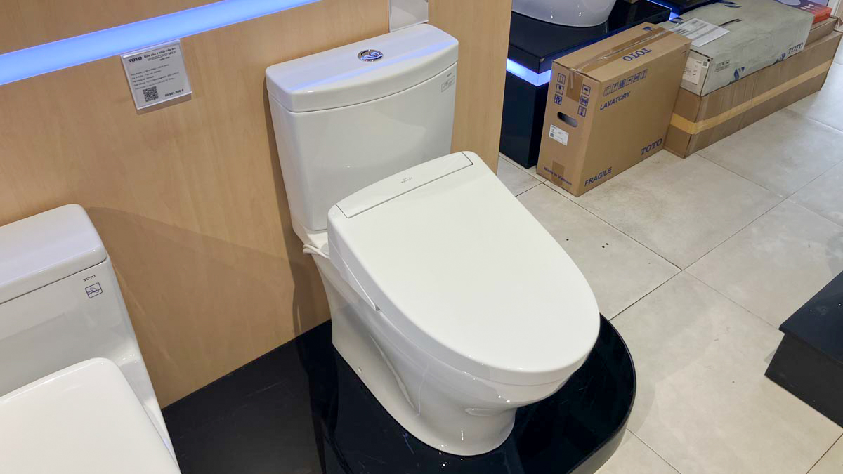 Bồn cầu TOTO CS769DRW25 2 khối nắp điện tử Washlet S5 TCF34461GAA