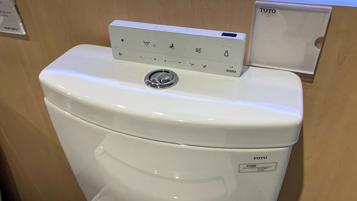 Bồn cầu TOTO CS769DRW25 2 khối nắp điện tử Washlet S5 TCF34461GAA