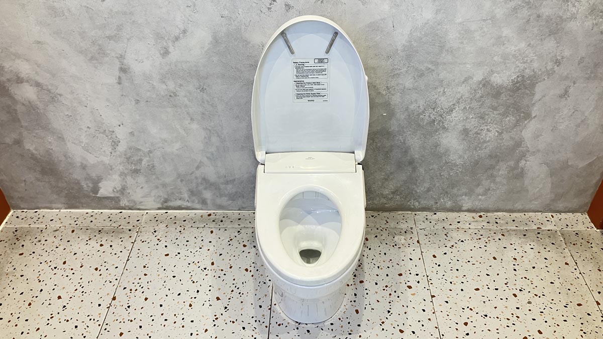 Bồn cầu TOTO CS838CDW12 2 khối nắp điện tử Washlet S7 TCF4911EZ giấu dây