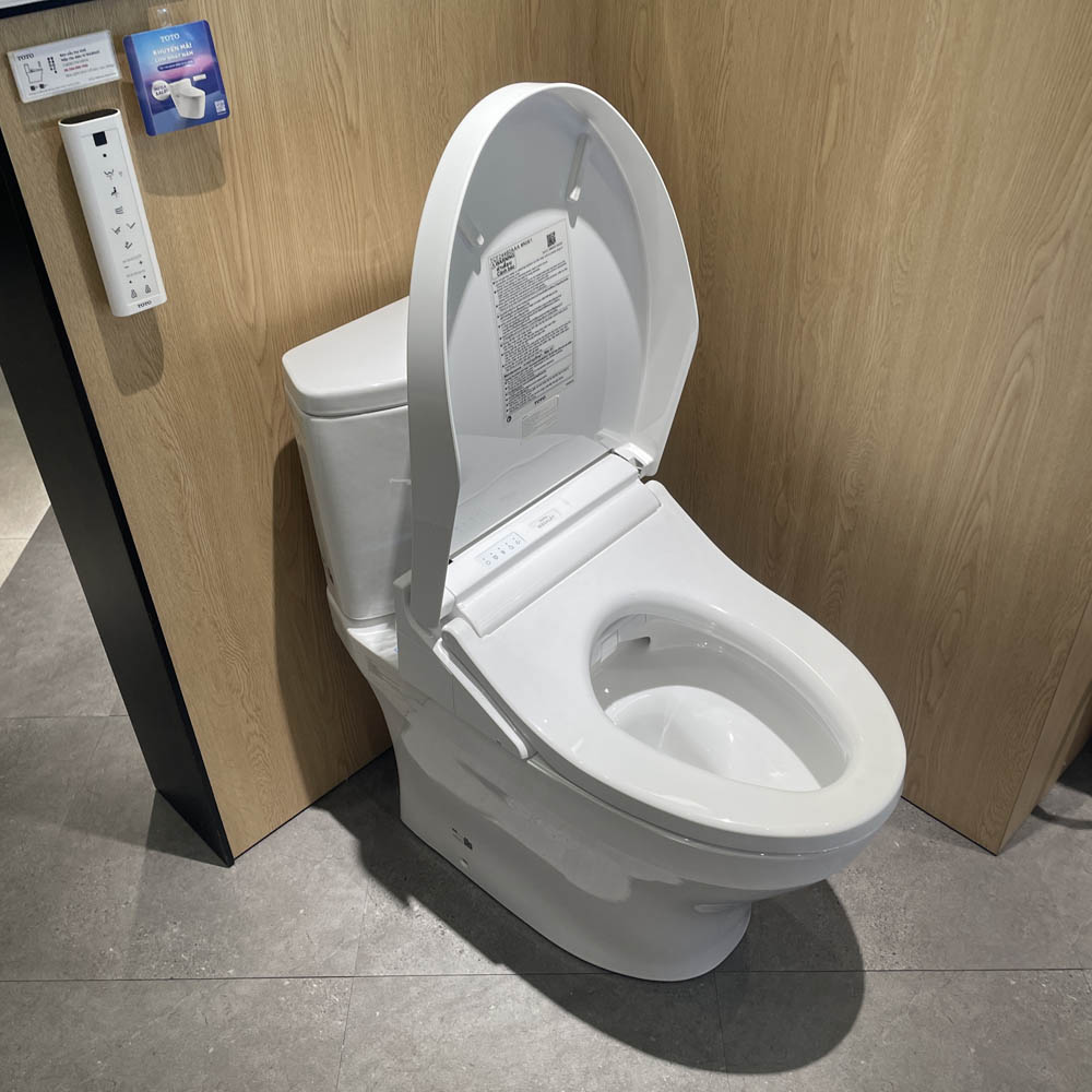 Bồn cầu TOTO CS838CDW15 2 khối nắp điện tử Washlet C5 TCF24460AAA giấu dây