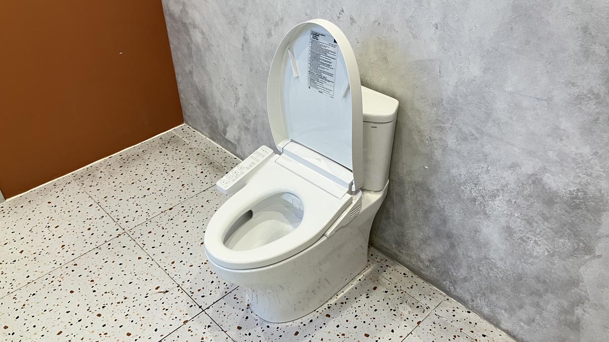 Bồn cầu TOTO CS838CDW24 2 khối nắp điện tử Washlet S2 TCF33461GAA giấu dây