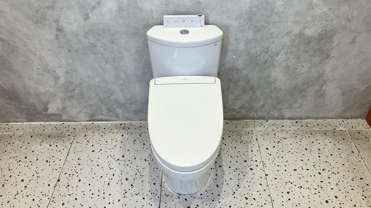 Bồn cầu TOTO CS838CDW25 2 khối nắp điện tử Washlet S5 TCF34461GAA giấu dây