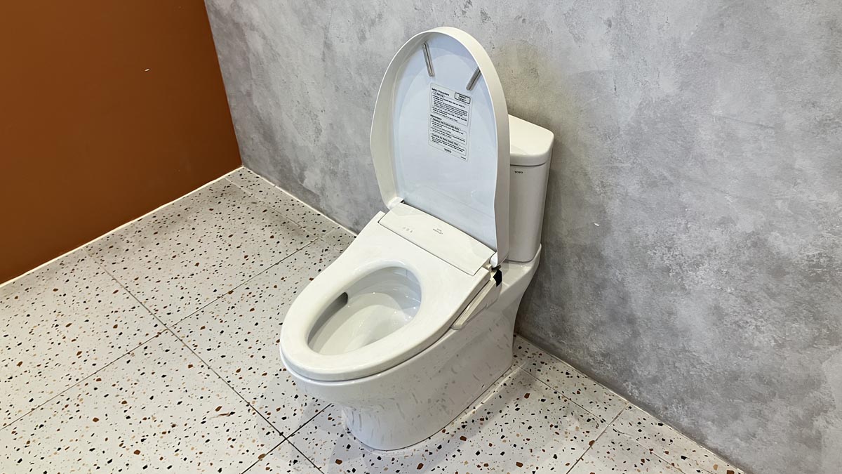 Bồn cầu TOTO CS838DW11 2 khối nắp điện tử Washlet S7 TCF4911Z