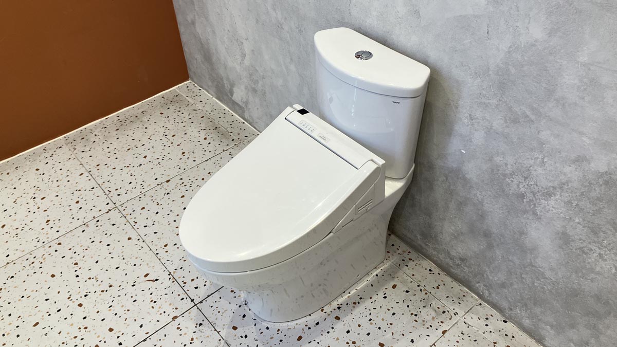 Bồn cầu TOTO CS838DW14 2 khối nắp điện tử Washlet C5 TCF24410AAA