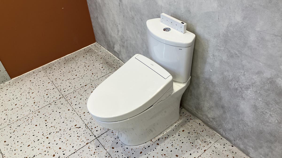 Bồn cầu TOTO CS838DW25 2 khối nắp điện tử Washlet S5 TCF34461GAA