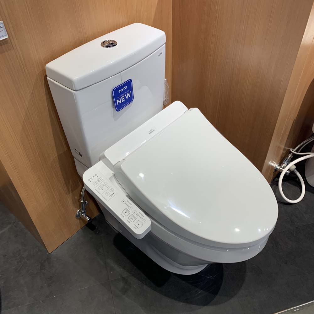Bồn cầu TOTO CS948DW18 2 khối nắp điện tử TCF23710AAA Washlet C2 cơ bản