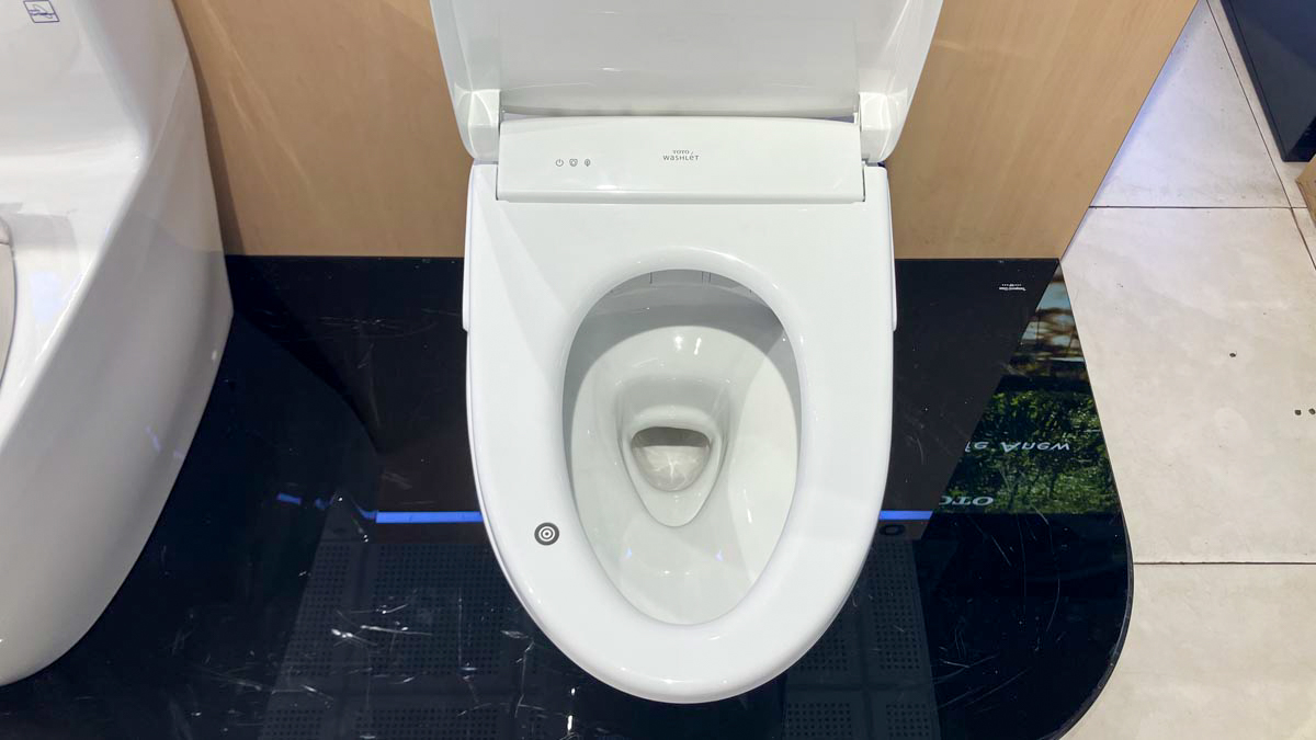 Bồn cầu TOTO CS986CGW23 2 khối nắp điện tử Washlet S7 TCF47360GAA giấu dây