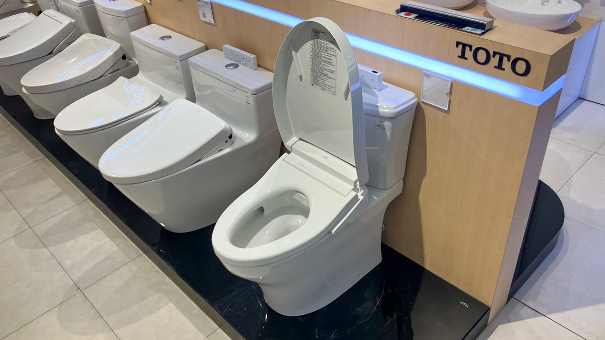 Bồn cầu TOTO CS986CGW25 2 khối nắp điện tử Washlet S5 TCF34461GAA giấu dây