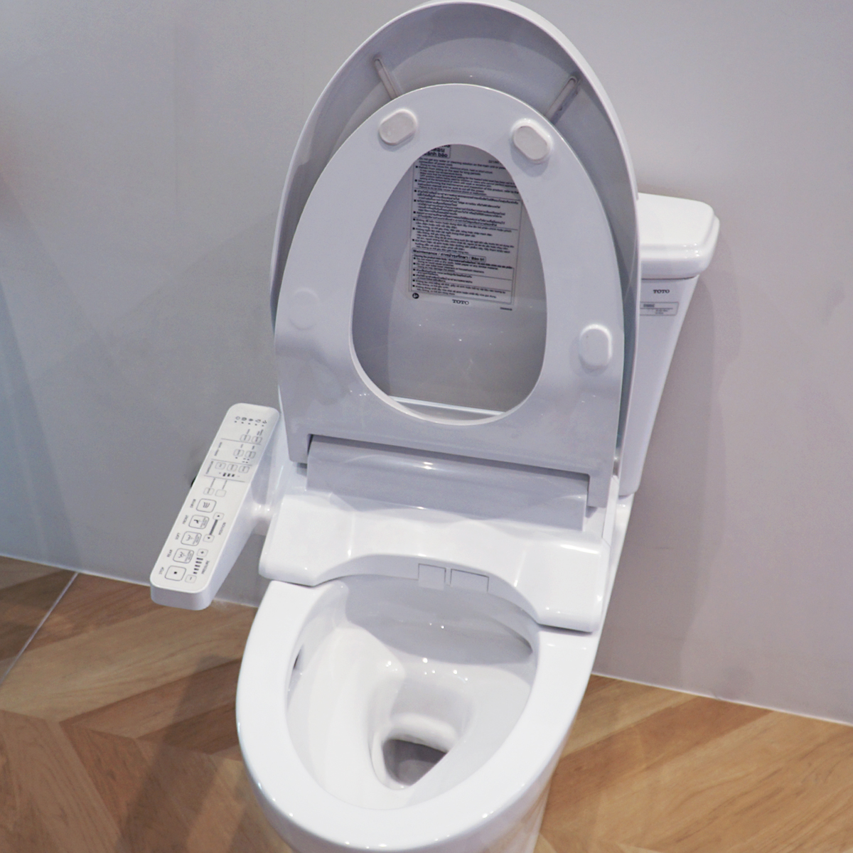 Bồn cầu TOTO CS986GW16 2 khối nắp điện tử Washlet C2 TCF23410AAA