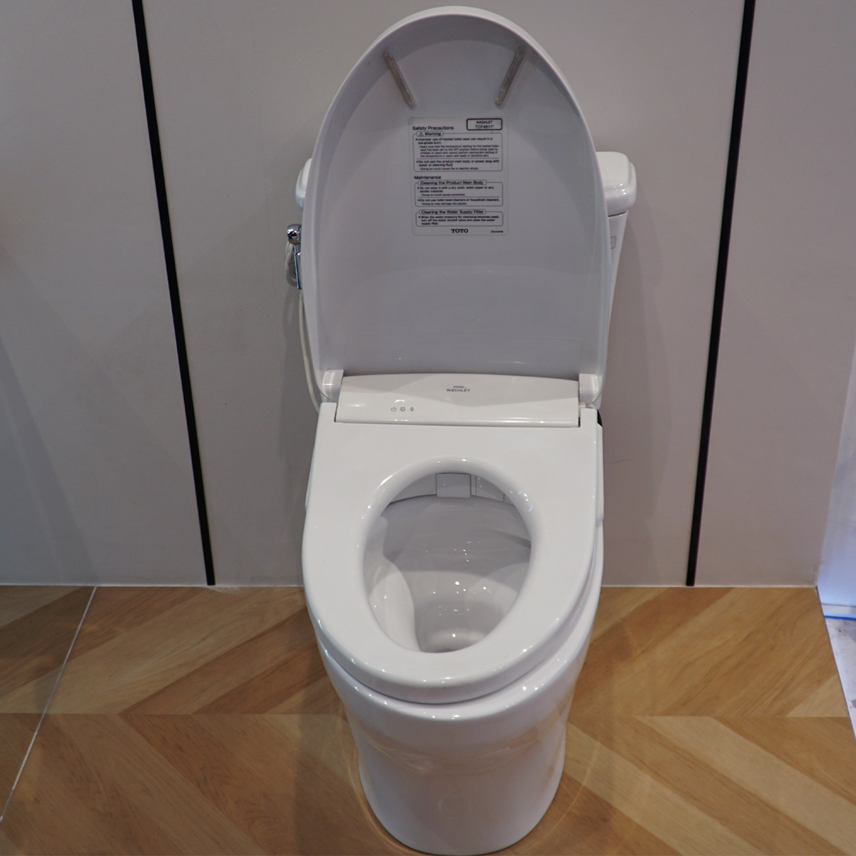 Bồn cầu TOTO CS986GW11 2 khối nắp điện tử Washlet S7 TCF4911Z