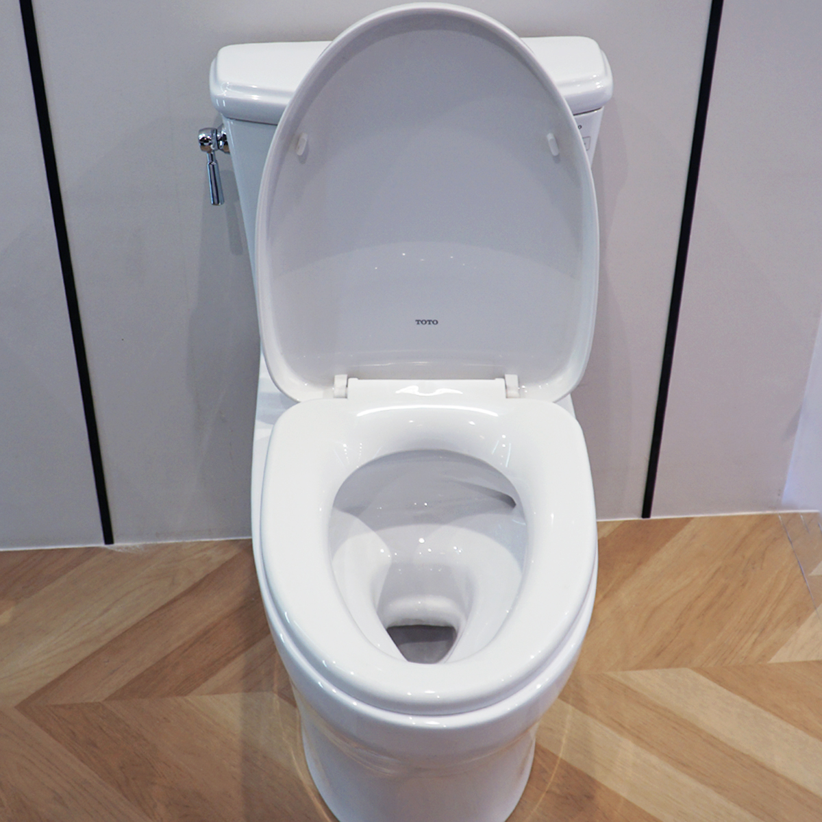 Bồn cầu 2 khối TOTO CS986GT3 nắp đóng êm TC385VS