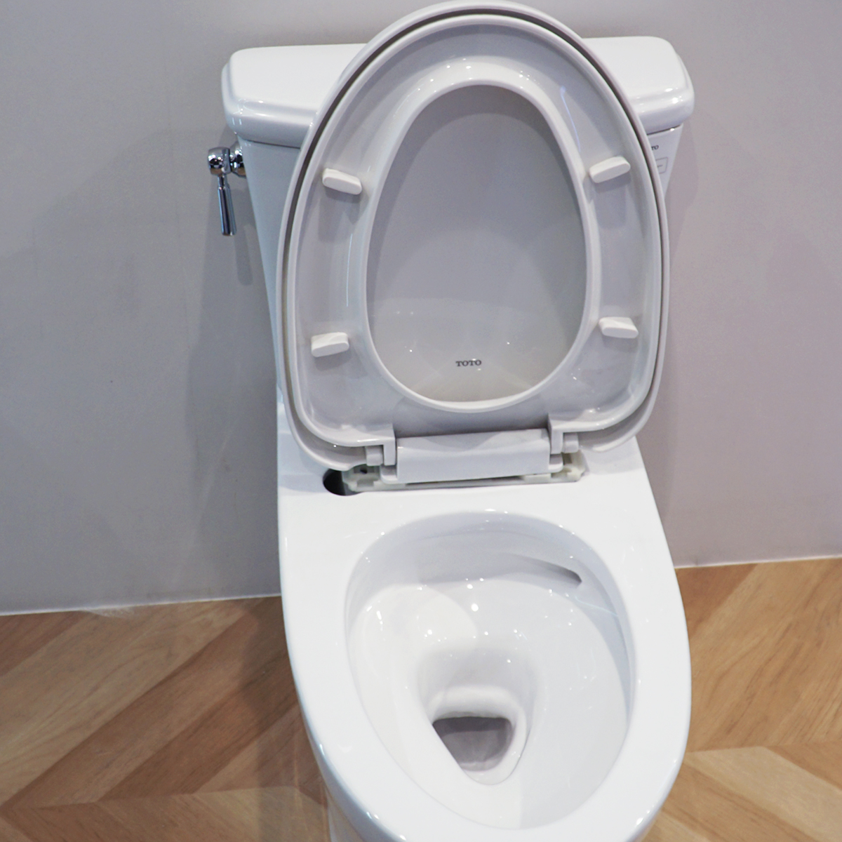 Bồn cầu 2 khối TOTO CS986GT3 nắp đóng êm TC385VS